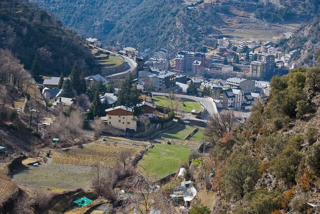 Sant Julià de Lòria — Joan Valls / Wikimedia Commons / CC BY-SA 2.0