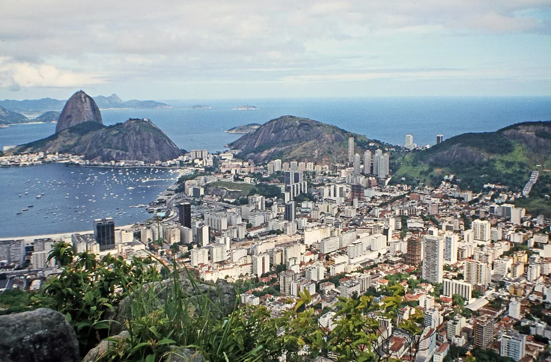 Rio de Janeiro — W. Bulach / Wikimedia Commons / CC BY-SA 4.0