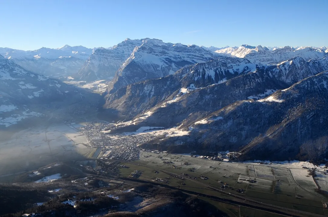 Glarus Nord — U.S. Department of State from United States / Wikimedia Commons / Public domain