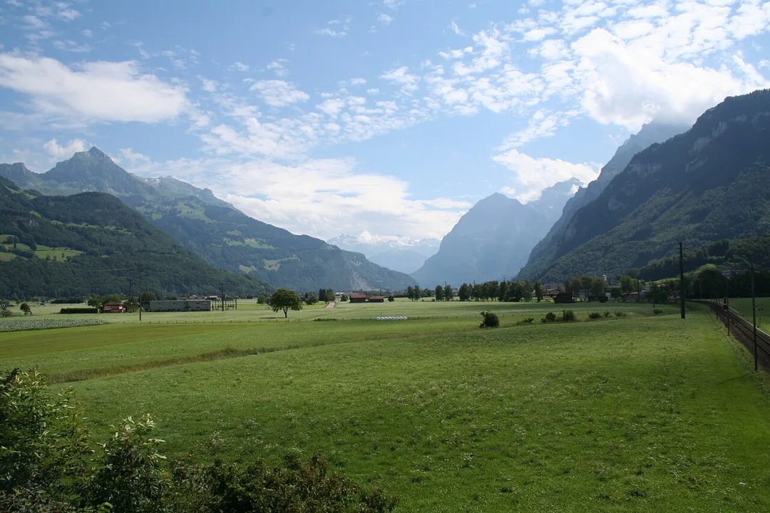 Glarus — Adrian Michael / Wikimedia Commons / CC BY-SA 3.0