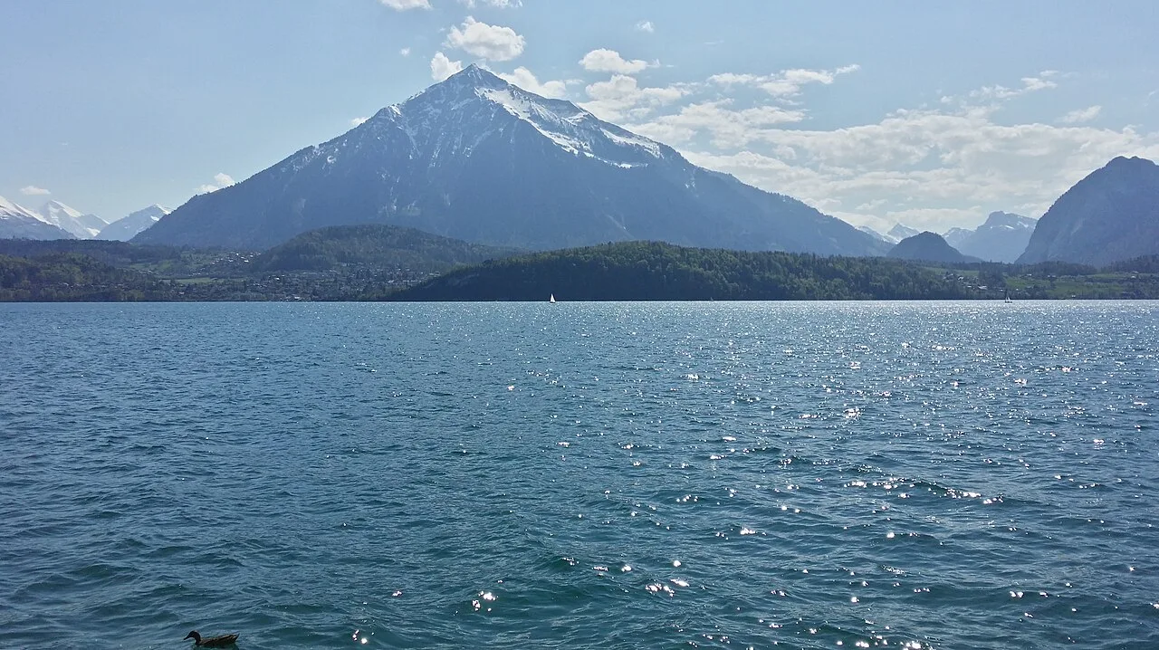 Thunersee — Gabrielle Merk / Wikimedia Commons / CC BY-SA 4.0