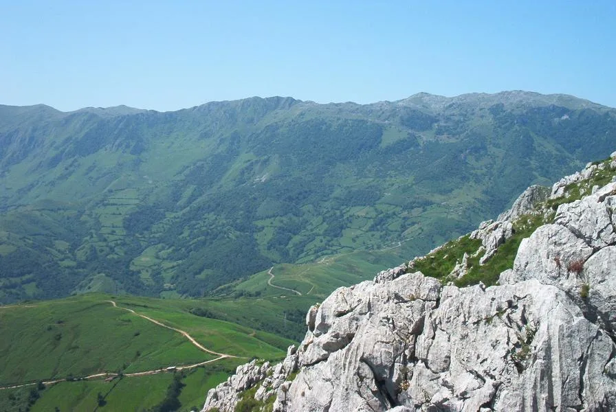 Asturias / Asturies — Wikimedia Commons / CC BY-SA 3.0