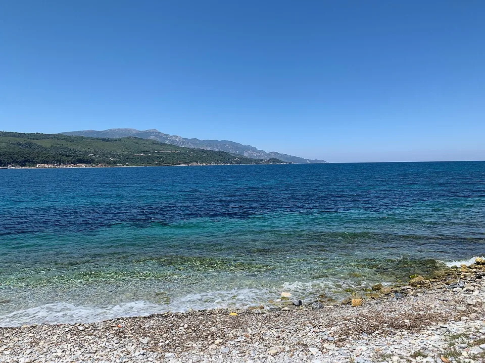 Samos — Robot8A / Wikimedia Commons / CC BY-SA 4.0