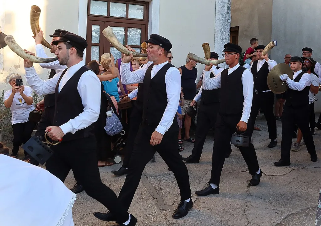 Sali — Ivo Finka / Wikimedia Commons / CC0