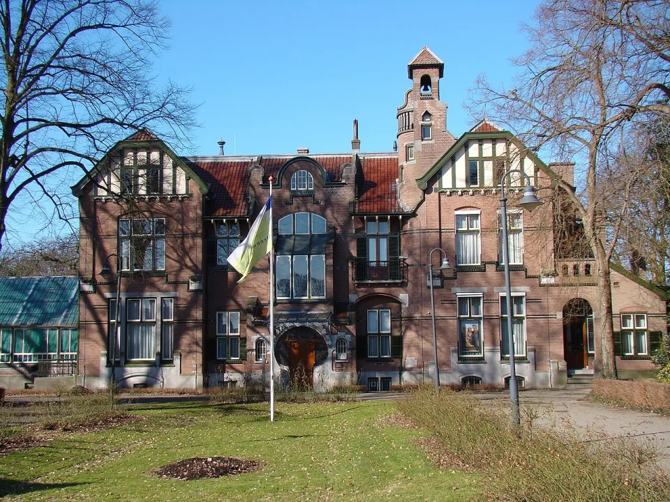 Steenwijkerland — Arch / Wikimedia Commons / Public domain
