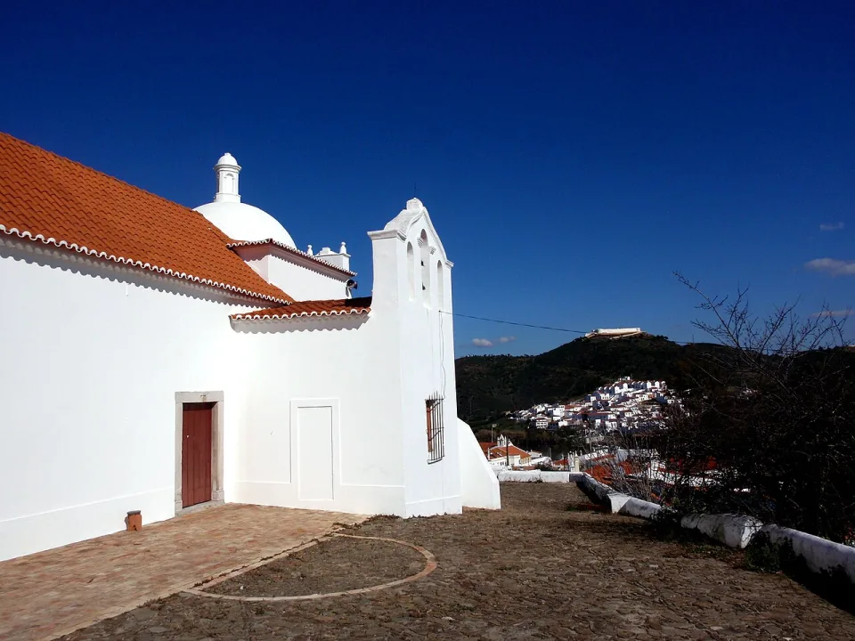 Alcoutim — Jose A. / Wikimedia Commons / CC BY 2.0