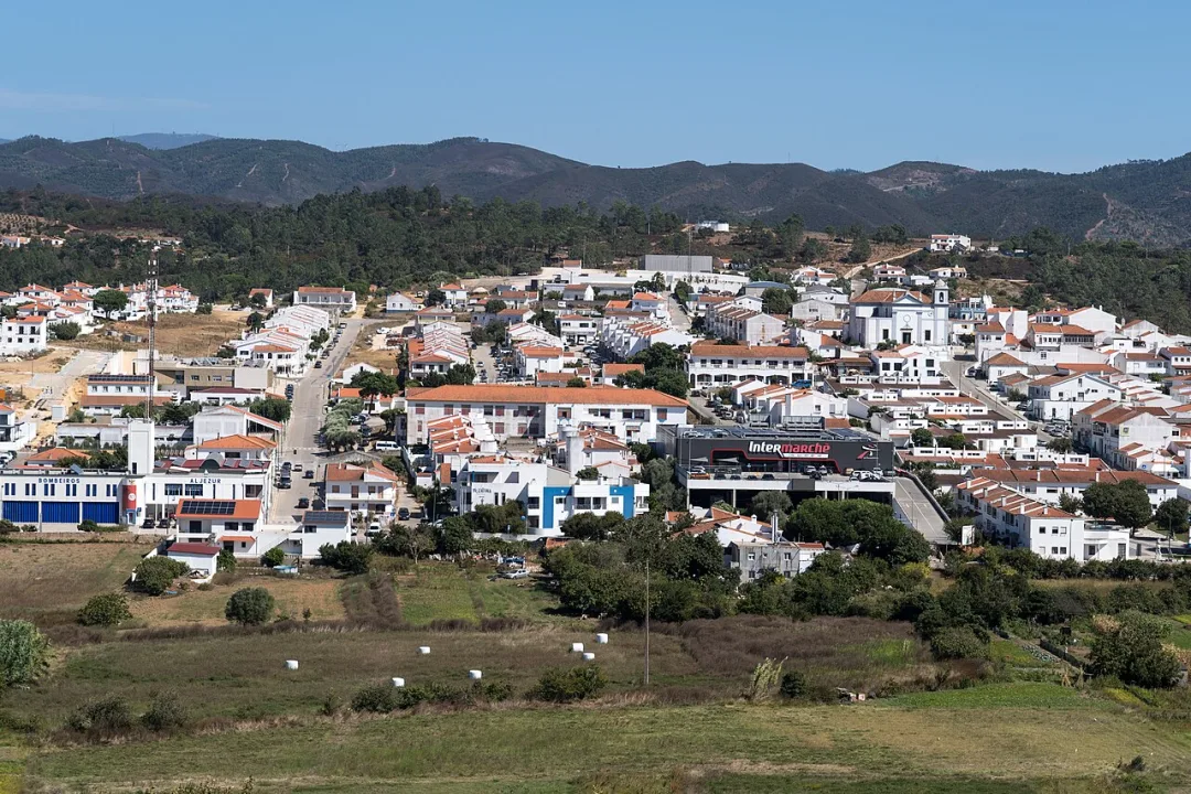 Aljezur — Alexkom000 / Wikimedia Commons / CC BY 4.0