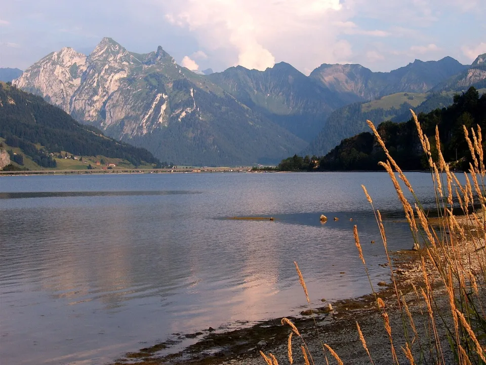 Sihlsee — Markus Bernet / Wikimedia Commons / CC BY-SA 2.5