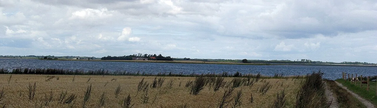Odense Fjord — Nico (talk) 10:54, 27 August 2008 (UTC) / Nils Jepsen / Wikimedia Commons / CC BY-SA 3.0