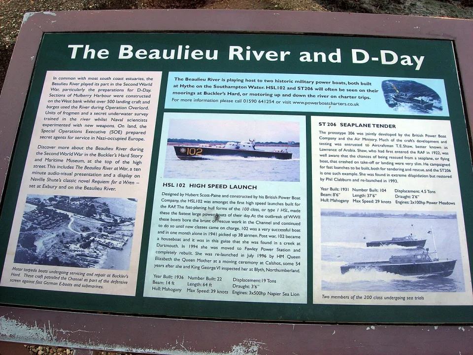 Beaulieu River — No machine-readable author provided. CaptainHaddock assumed (based on copyright claims). / Wikimedia Commons / CC BY-SA 3.0