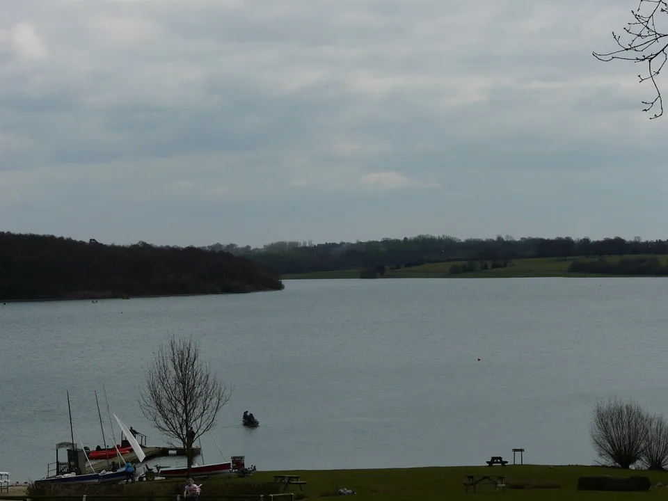 Bewl Water — Loz Pycock / Wikimedia Commons / CC BY-SA 2.0