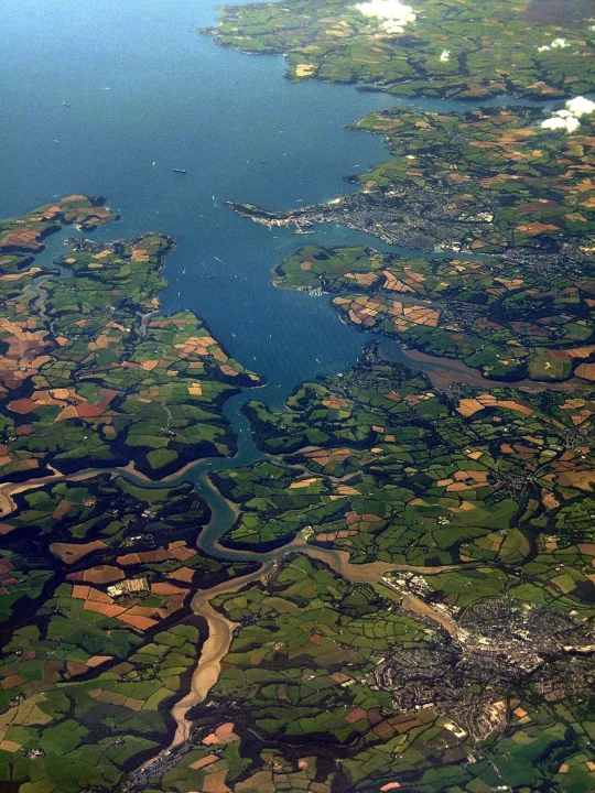 Carrick Roads — Jessica from Hove, United Kingdom / Wikimedia Commons / CC BY 2.0