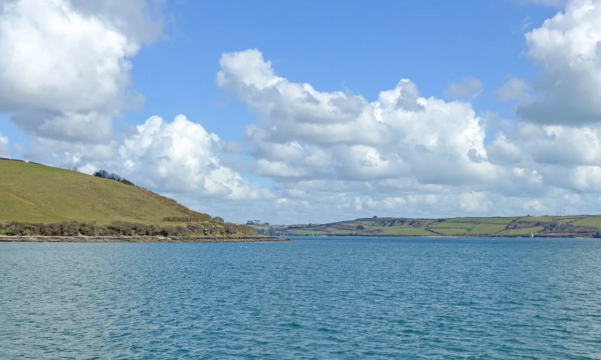 Carrick Roads — Tim Green from Bradford / Wikimedia Commons / CC BY 2.0