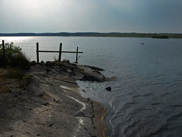 Castle Loch — David Baird / Wikimedia Commons / CC BY-SA 2.0