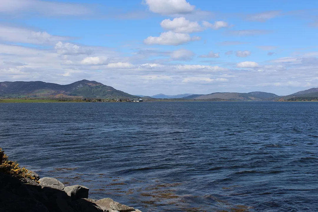 Dornoch Firth — Chris Heaton  / Wikimedia Commons / CC BY-SA 2.0