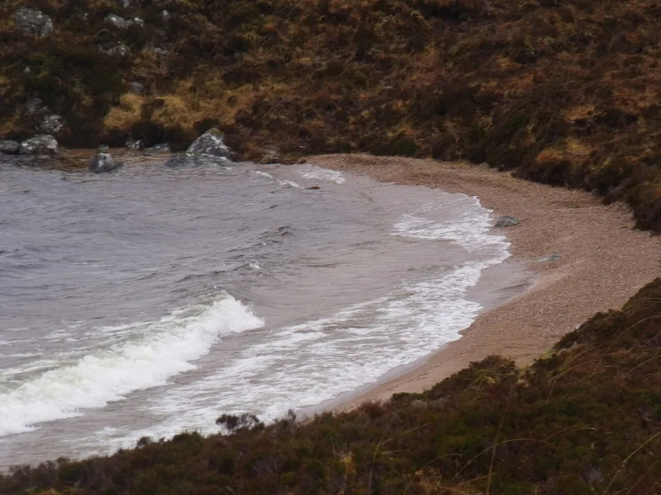 Fionn Loch — ian shiell  / Wikimedia Commons / CC BY-SA 2.0