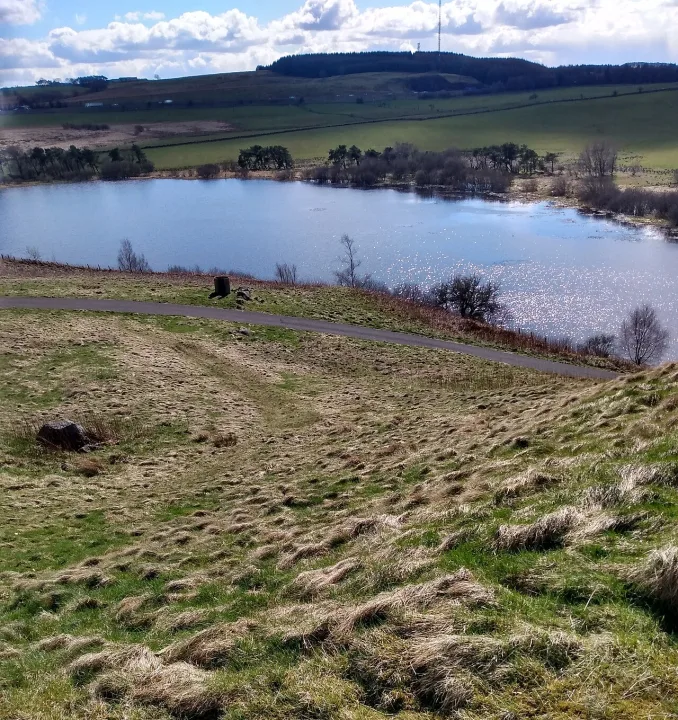 Forrestburn Reservoir — Jim Smillie  / Wikimedia Commons / CC BY-SA 2.0