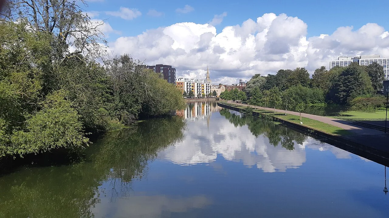 Great Ouse Relief Channel — Peter Glyn / Wikimedia Commons / CC0