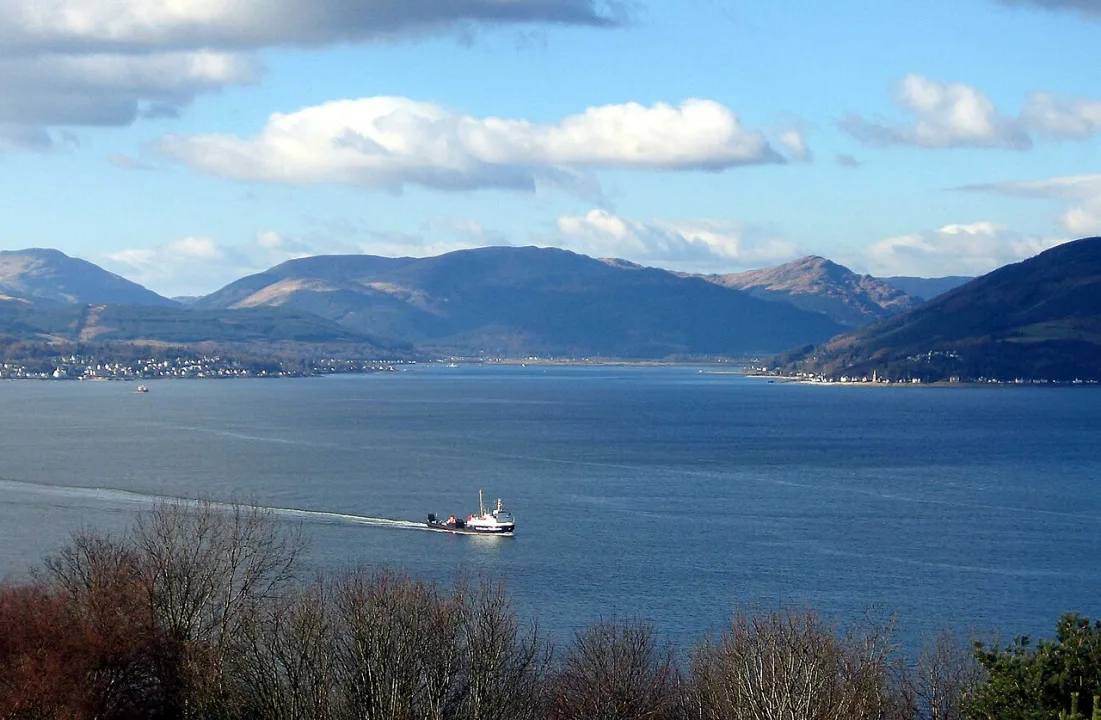 Holy Loch — No machine-readable author provided. Dave souza assumed (based on copyright claims). / Wikimedia Commons / CC BY-SA 2.5