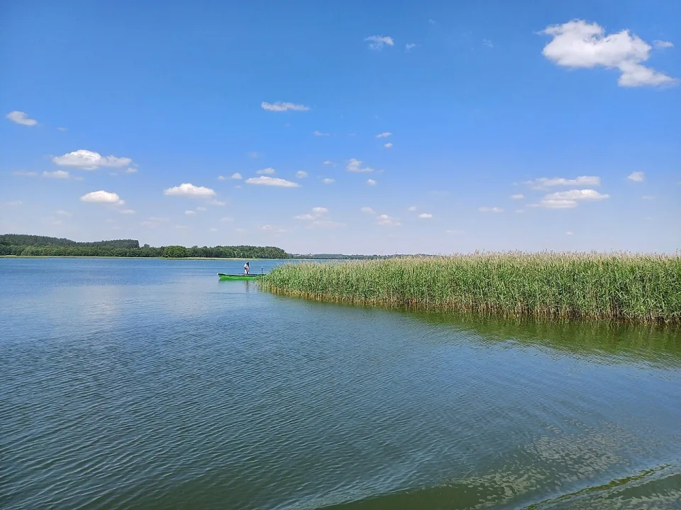 Lake 9 — Radosław Botev / Wikimedia Commons / CC BY 3.0 pl