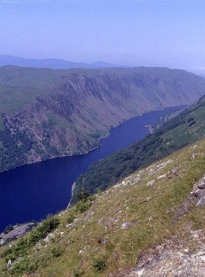 Loch Awe — Chris Heaton / Wikimedia Commons / CC BY-SA 2.0