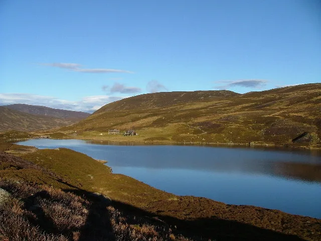 Loch Callater — Snaik / Wikimedia Commons / CC BY-SA 2.0