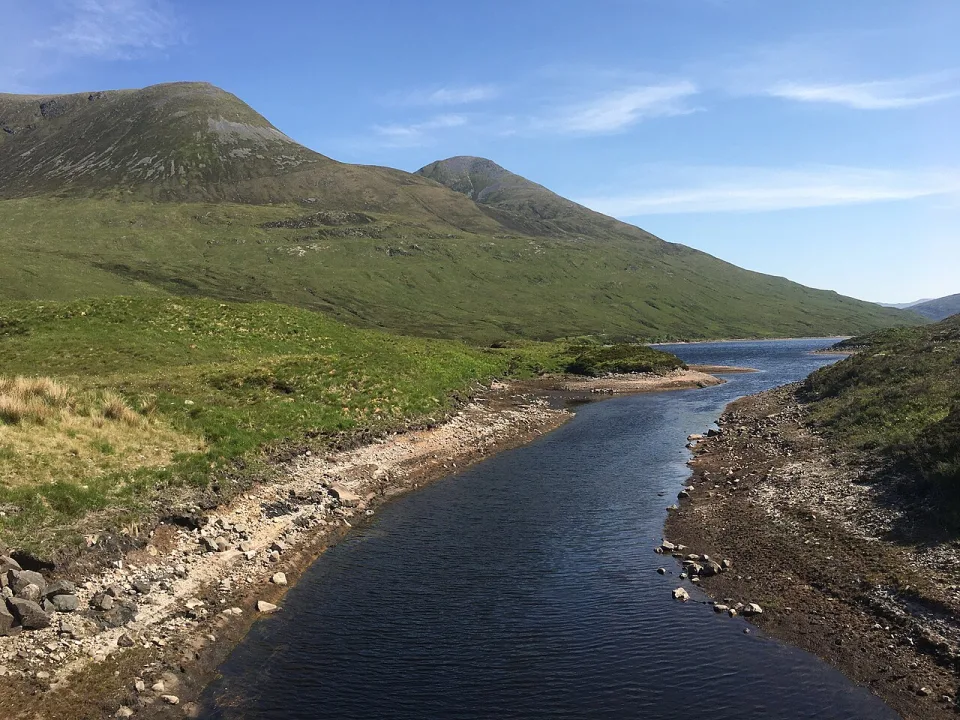 Loch Eilde Mor — Steven Brown  / Wikimedia Commons / CC BY-SA 2.0
