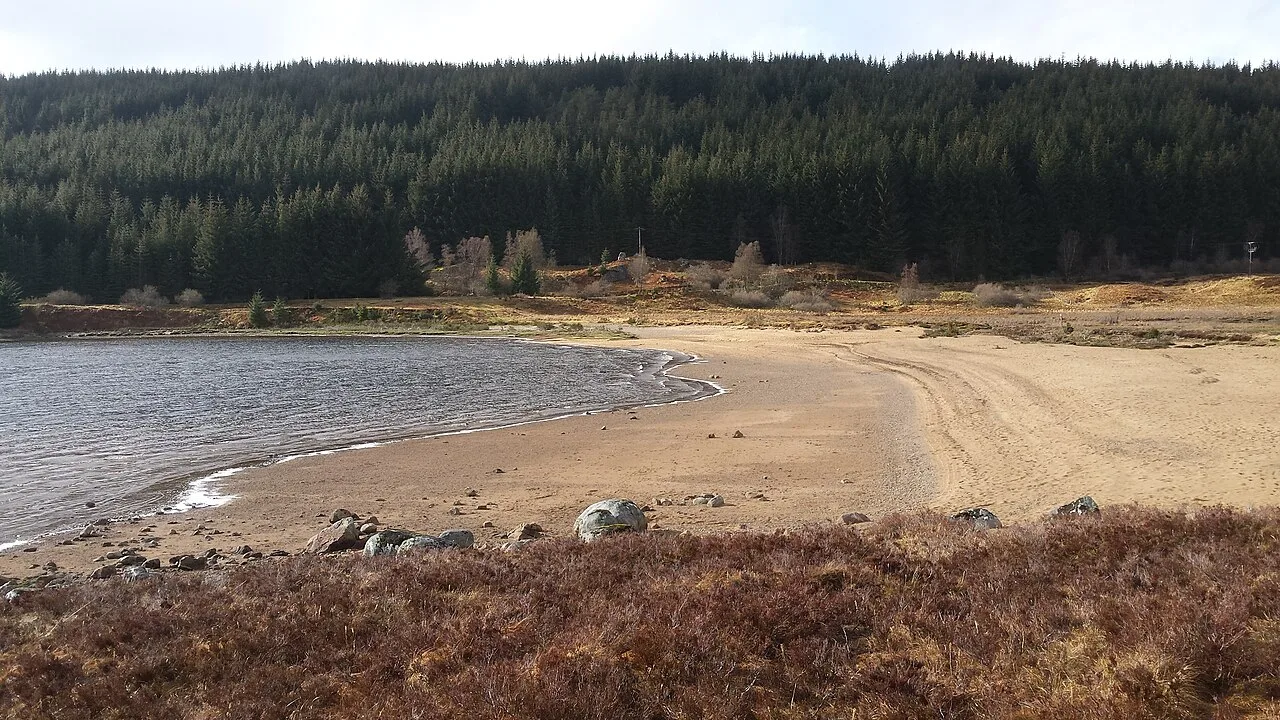 Loch Laidon — Peter Mackenzie  / Wikimedia Commons / CC BY-SA 2.0