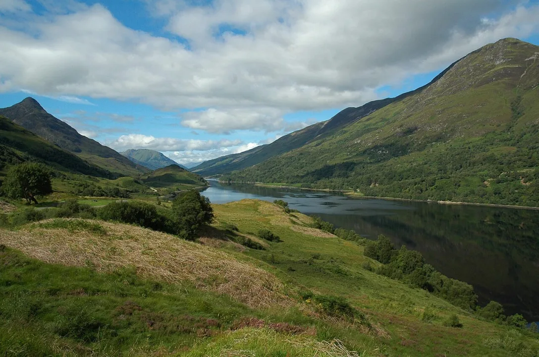 Loch Leven — Wikimedia Commons / CC BY-SA 3.0