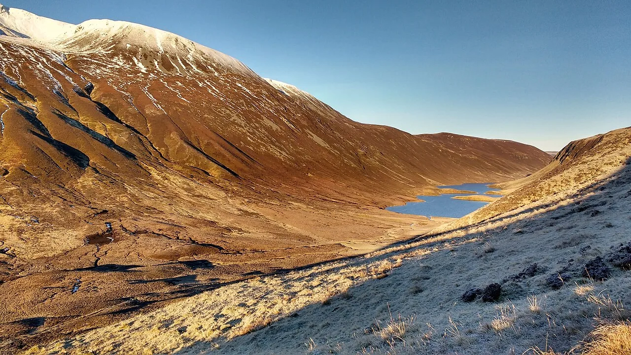 Loch Loch — Aleks Scholz  / Wikimedia Commons / CC BY-SA 2.0