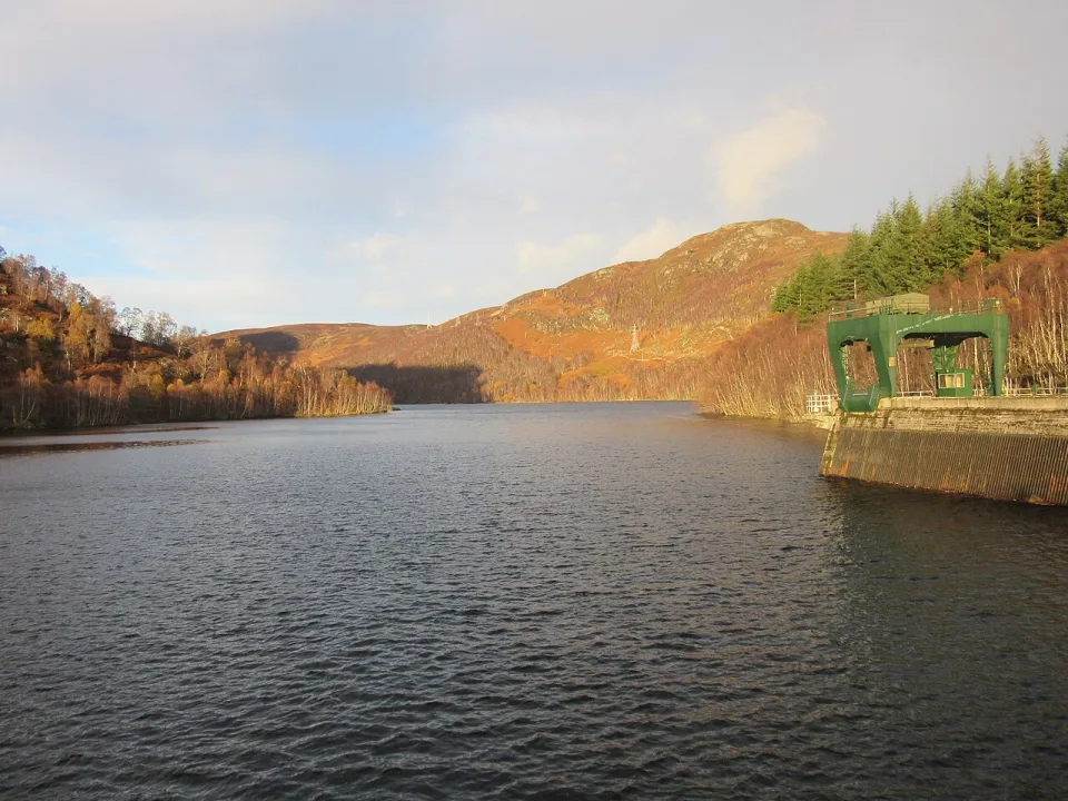 Loch Luichart — Euan Nelson  / Wikimedia Commons / CC BY-SA 2.0