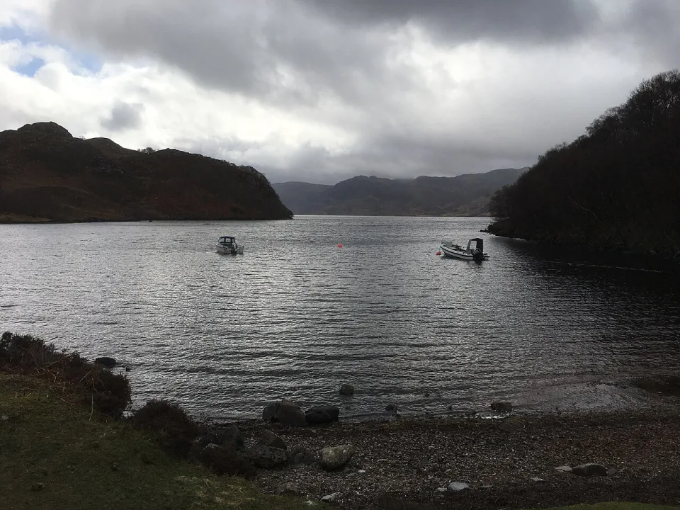 Loch Mòrar — Steven Brown  / Wikimedia Commons / CC BY-SA 2.0