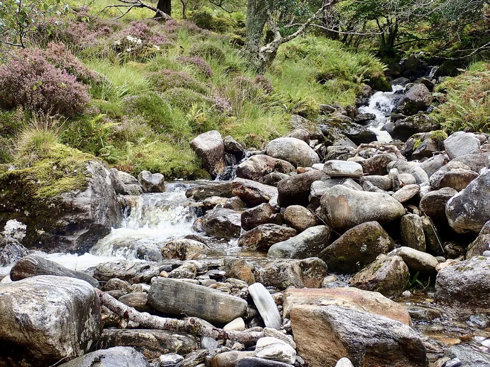 Loch Mòrar — Robert Matin  / Wikimedia Commons / CC BY-SA 2.0