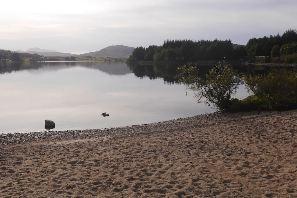 Loch Rannoch — Richard Webb  / Wikimedia Commons / CC BY-SA 2.0