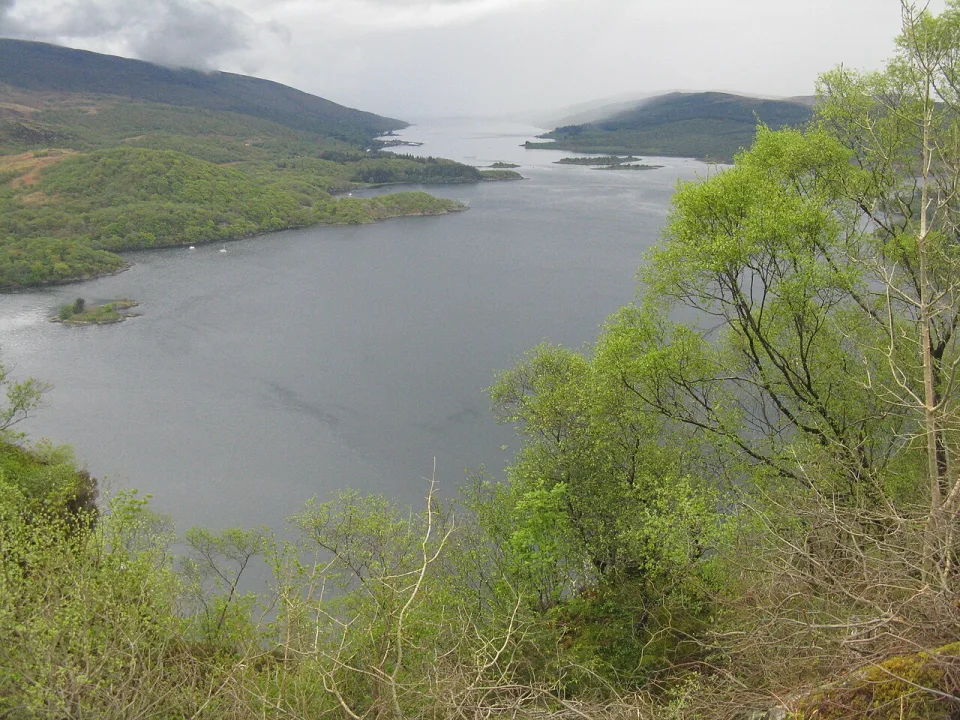 Loch Riddon — M J Richardson  / Wikimedia Commons / CC BY-SA 2.0