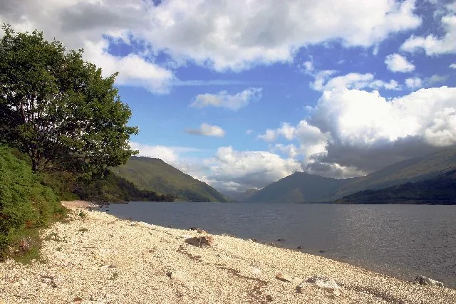 Loch Shiel — simon stewart / Wikimedia Commons / CC BY-SA 2.0