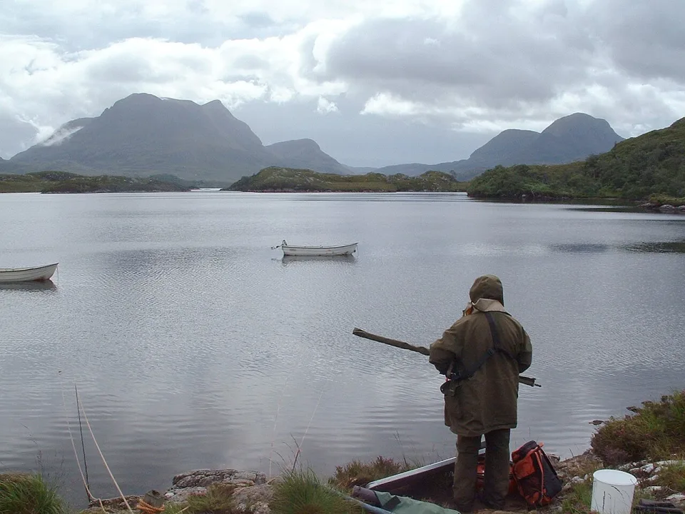 Loch Sionascaig — Brian Turner  / Wikimedia Commons / CC BY-SA 2.0