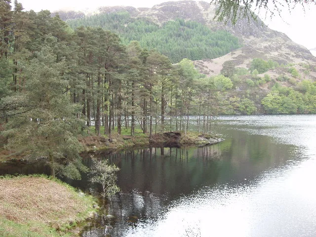Loch Trool — David Hawgood / Wikimedia Commons / CC BY-SA 2.0