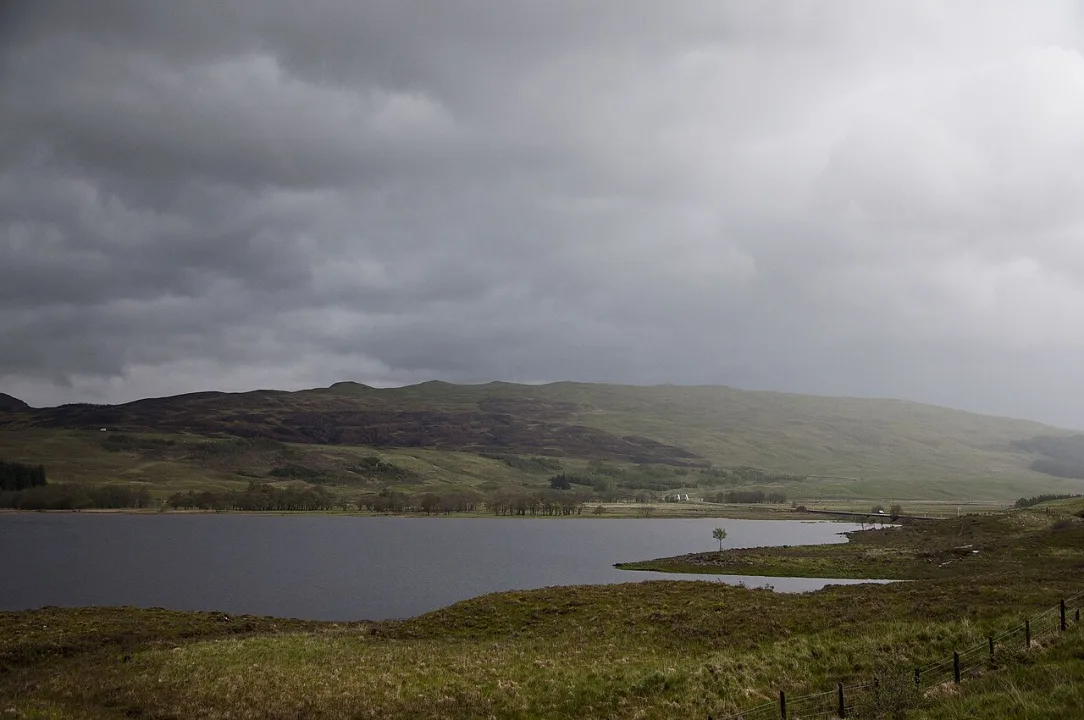 Loch Tulla — Paul Hermans / Wikimedia Commons / CC BY-SA 3.0