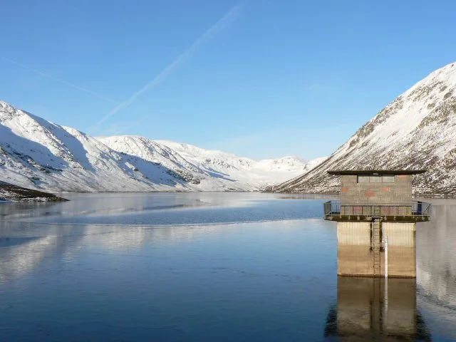 Loch Turret — Rob Burke / Wikimedia Commons / CC BY-SA 2.0