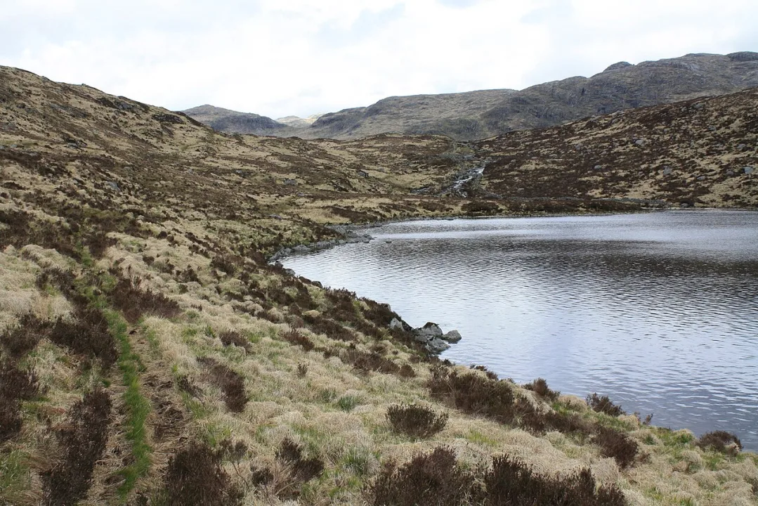 Loch Valley — Colin Kinnear  / Wikimedia Commons / CC BY-SA 2.0