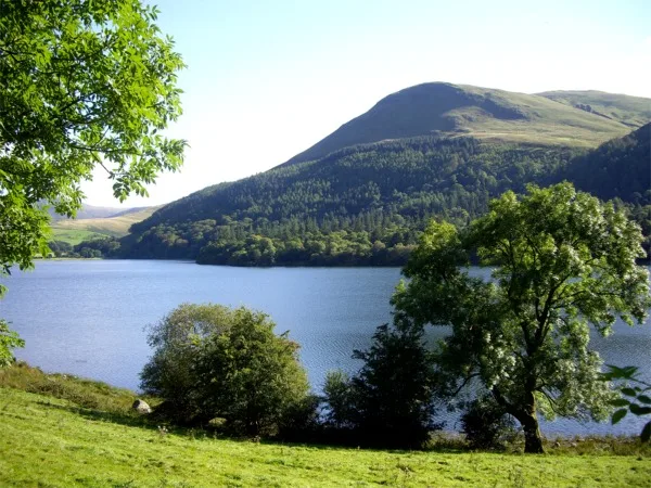 Loweswater — Tom Pennington / Wikimedia Commons / CC BY-SA 2.0