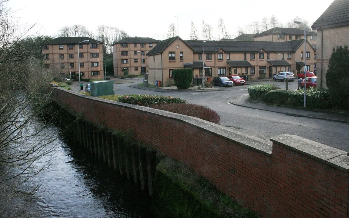 Luggie Water — Richard Sutcliffe  / Wikimedia Commons / CC BY-SA 2.0