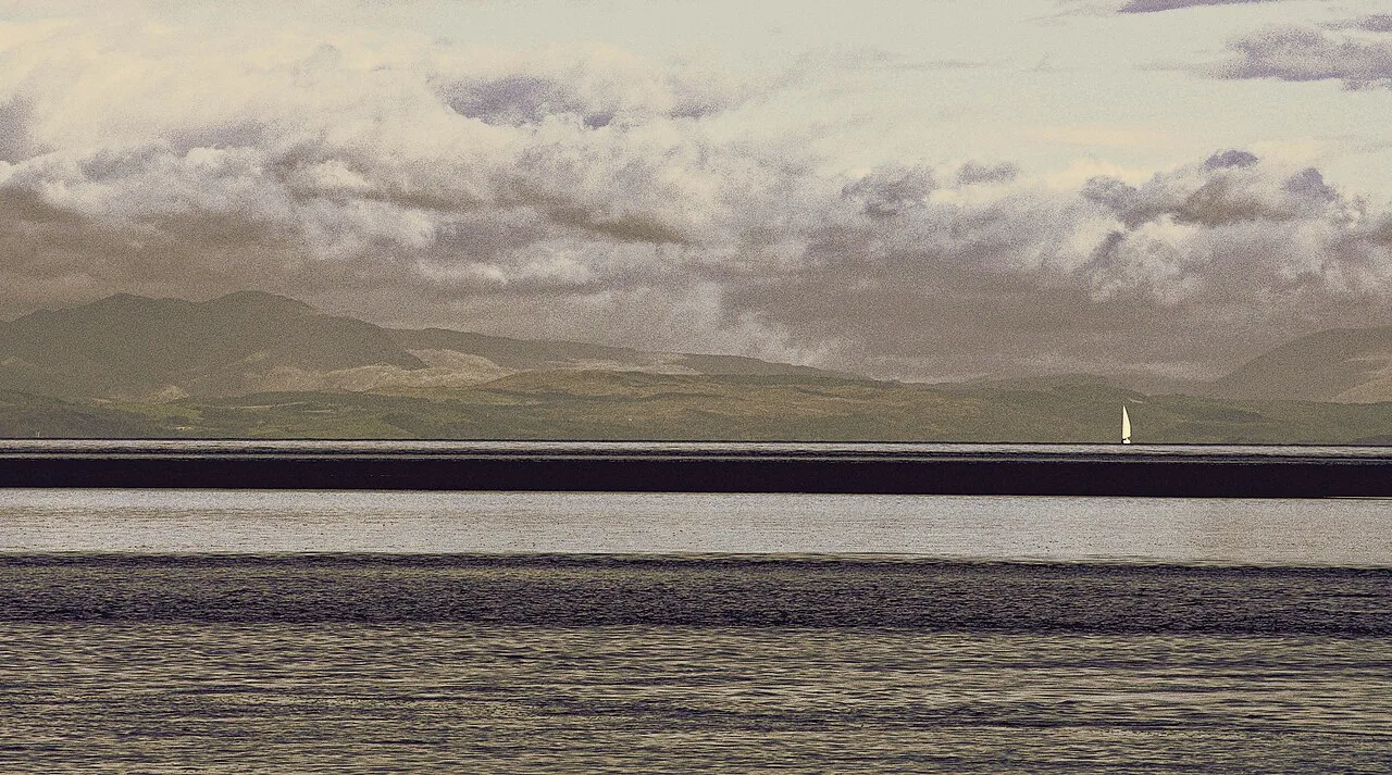 Morecambe Bay — Clive Varley from Blackpool, Britain / Wikimedia Commons / CC BY 2.0