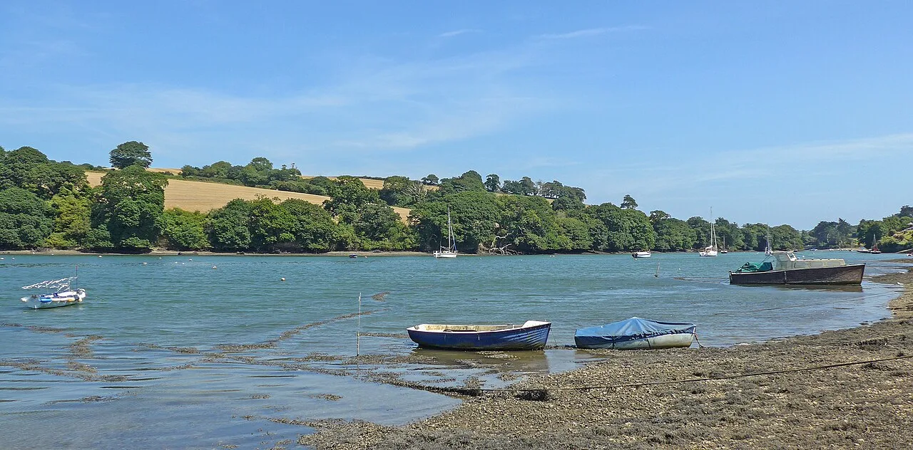Mylor Creek — Tim Green from Bradford / Wikimedia Commons / CC BY 2.0