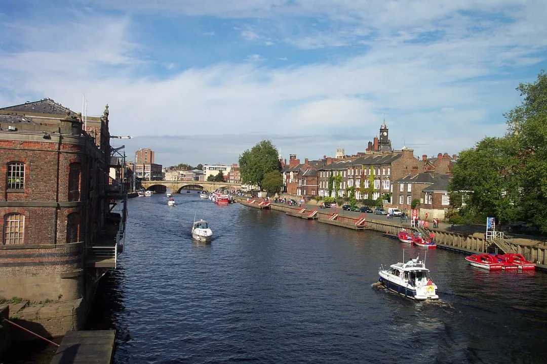 Ouse — Chris j wood at en.wikipedia / Wikimedia Commons / CC BY-SA 3.0