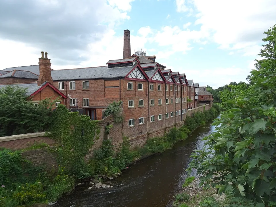 River Caldew — habiloid  / Wikimedia Commons / CC BY-SA 2.0