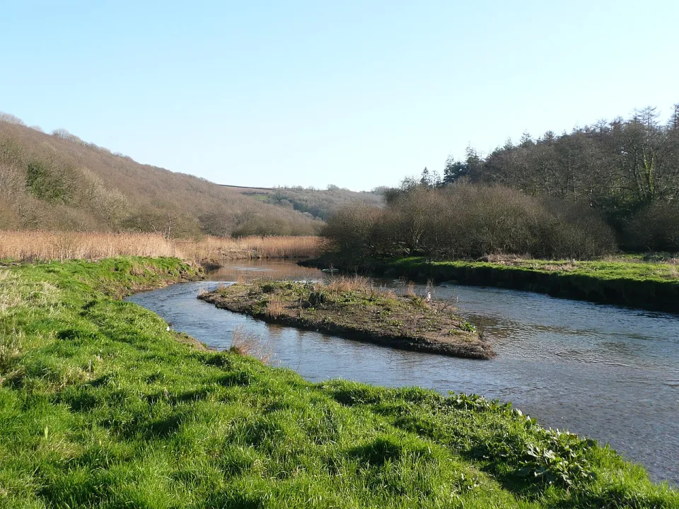 River Camel — Paul Smith / Wikimedia Commons / CC BY-SA 4.0
