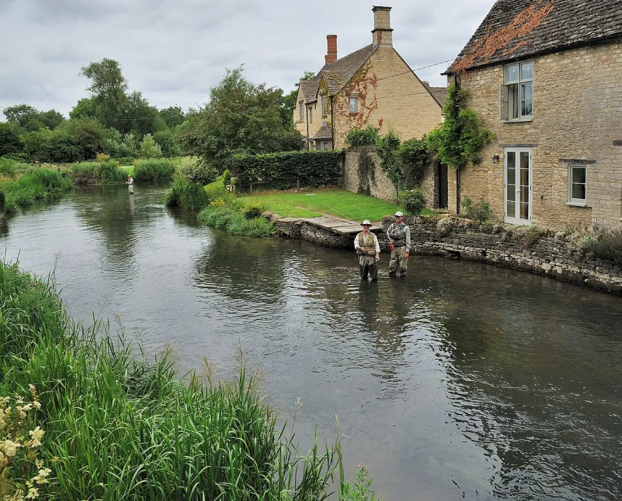 River Coln — Saffron Blaze / Wikimedia Commons / CC BY-SA 3.0