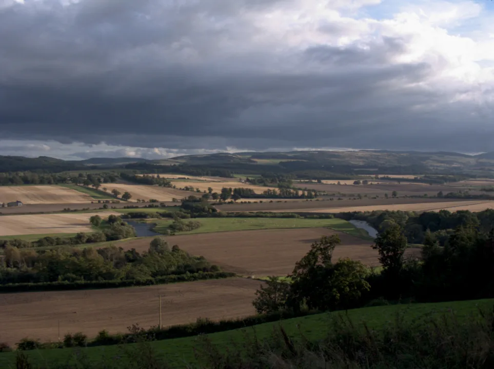 River Earn — Gene Selkov / Wikimedia Commons / CC BY 2.0